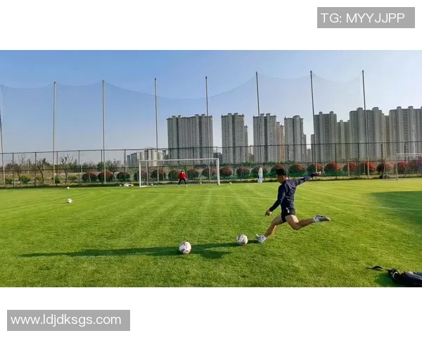 对话吴秀英：回顾她的足球生涯与成长历程的精彩瞬间